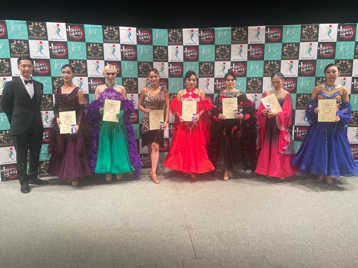 japanopen_dance's tweet photo. 【表彰式】アマチュア U23ソロボールルーム 2種     
Awards Time: Amateur U23 Solo Ballroom 2DANCE    
#JO2026 #社交ダンス #競技ダンス https://t.co/7JDnnyZh4b