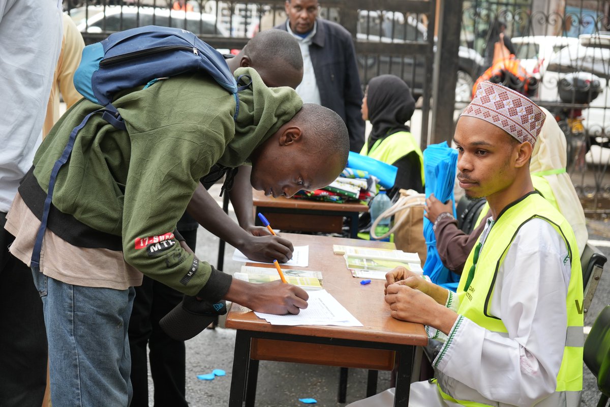 JamiaTvKenya's tweet photo. HAPPENING NOW :Jamia Mosque Nairobi opens its doors to people of all faith #openday #jamiamosquenairobi @jamia_mosque