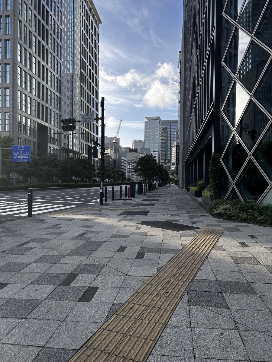 Microwa84738342's tweet photo. 朝散歩 https://t.co/xLaPRHBGEj