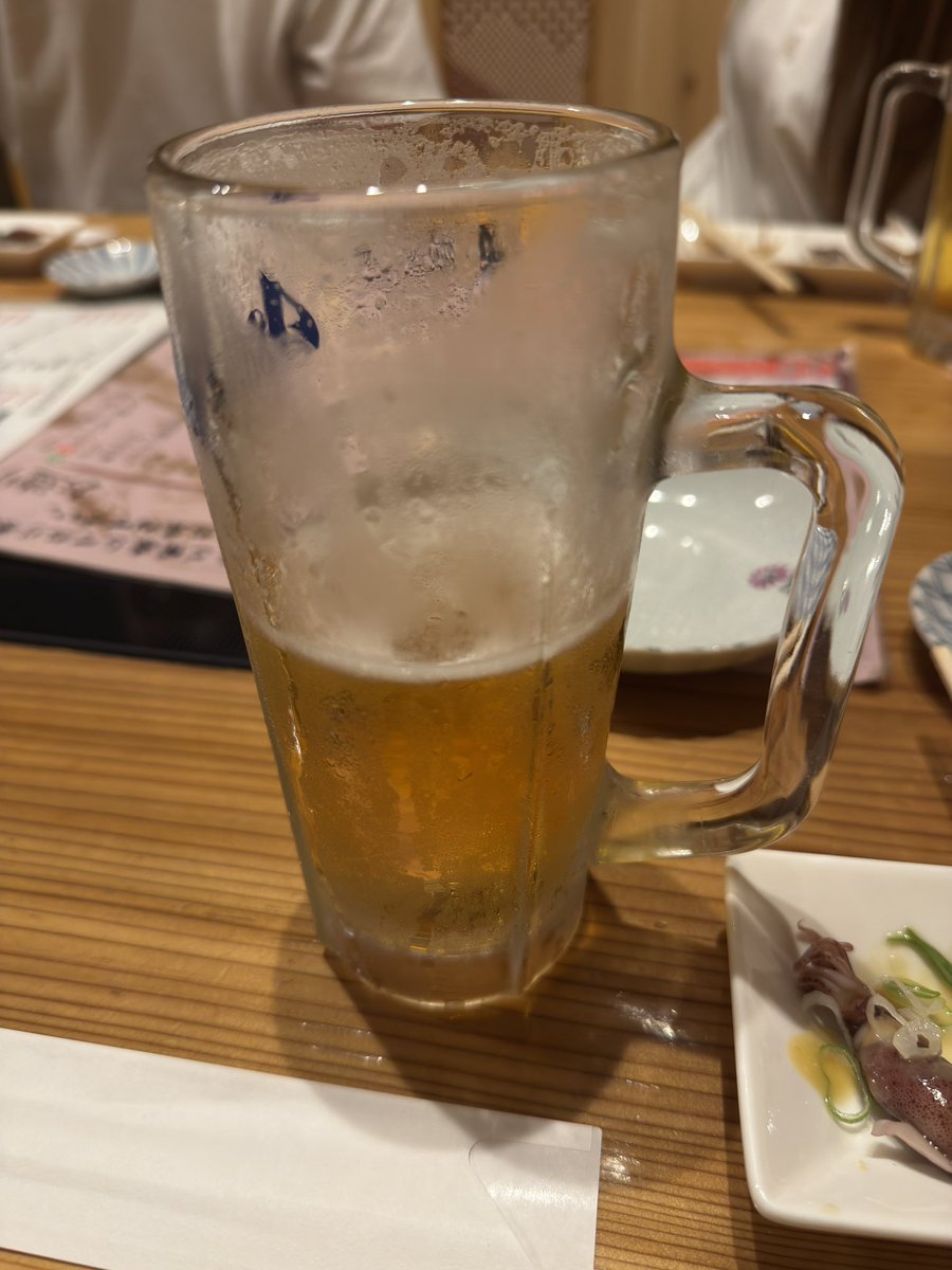 KAWASHIMA554's tweet photo. 吸わしてくれるの"マジで"ありがとう https://t.co/tTjhJleDVE
