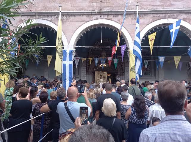 standbymelesvos's tweet photo. ✨ August 15th in Lesvos: A Celebration That Unites ✨
Today, Lesvos celebrates! From the iconic Church of Panagia in Petra to the mountain village of Agiasos, the island is filled with tradition, devotion, and hope.
#Lesvos #AssumptionDay #Petra #Panagia #Community https://t.co/IVXhgMLbct