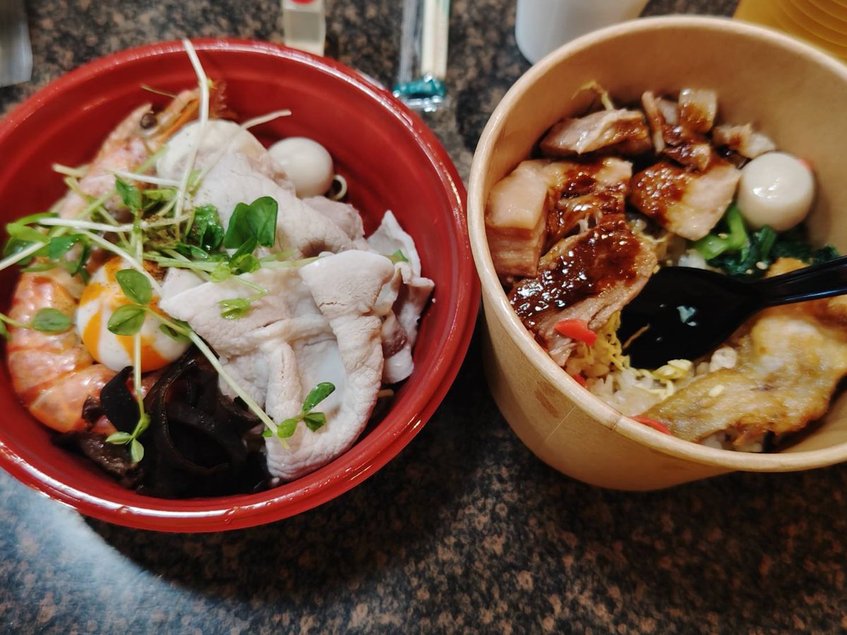 WAON_WAON's tweet photo. なかむらの福弁と麻辣担麺
写真撮るのを忘れちゃったけど、いちじくマフィンは泣くくらい美味しかったです。今シーズンもパティスリーなかむらは完璧ですね。ごちそうさまです。 
@nakamura_jef https://t.co/fYwQaCJBXv