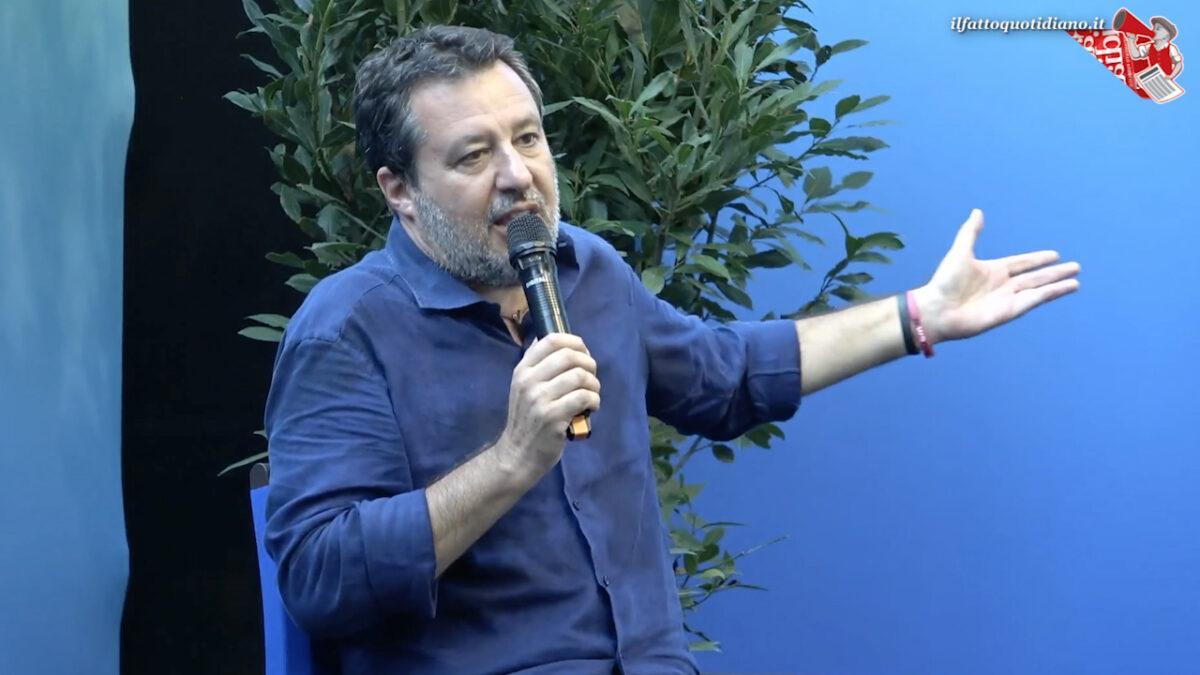 fattoquotidiano's tweet photo. Passeggeri bloccati all'aeroporto di Catania, Salvini: “Con il Ponte sullo Stretto sarebbero già a destinazione" - Il Fatto Quotidiano https://t.co/iP7GxsYRut https://t.co/8YMgapb8T8