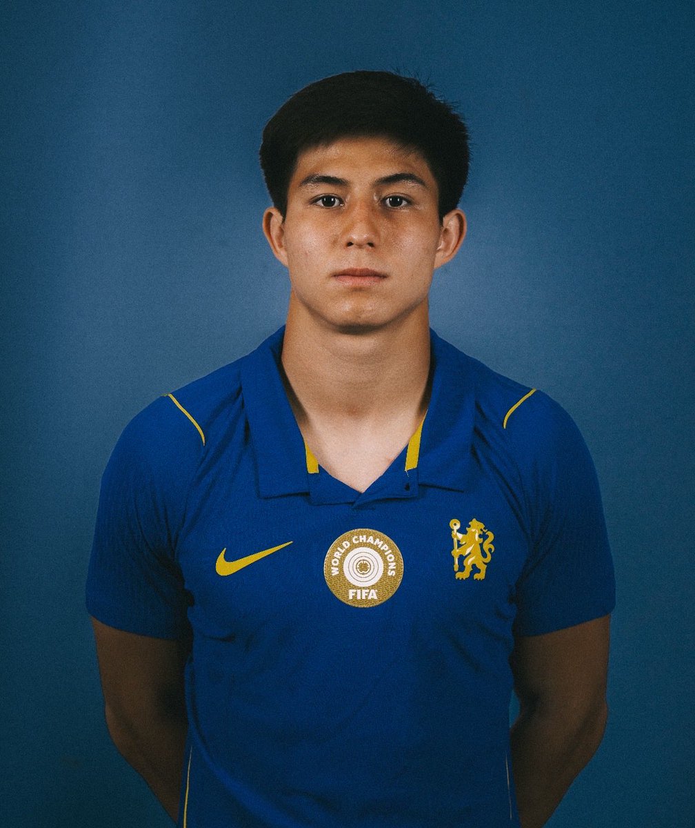 ElonRewards_4's tweet photo. Dastan Satpayev completes Chelsea transfer and seals loan switch! 🇰🇿💙 https://t.co/HNVUh25Nxd