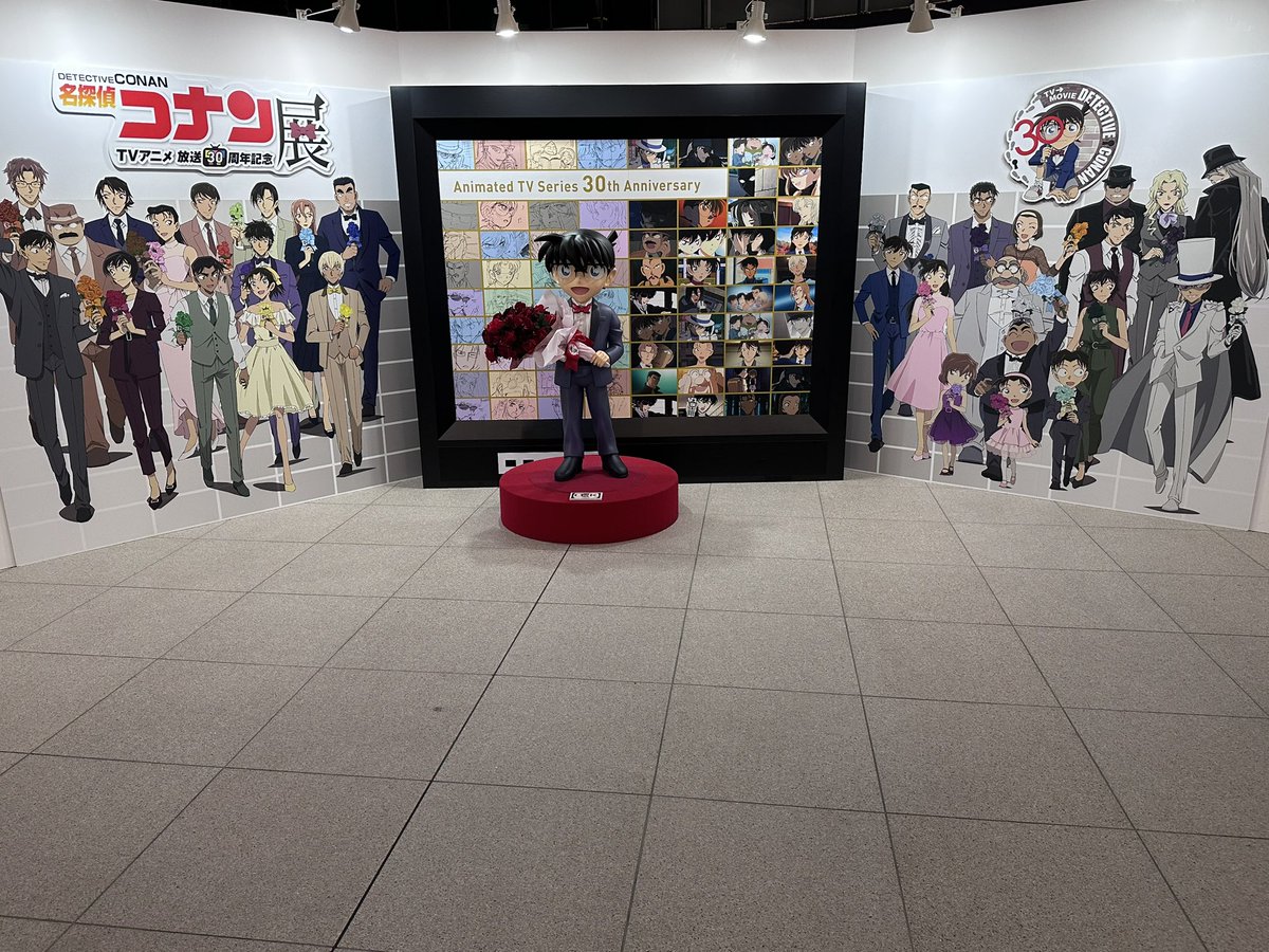 rurucc0614's tweet photo. 名探偵コナン展に行ってきた！
入口でコナンくんがお出迎えしてくれて、
30年の歴史をや制作資料を見ながら、
名シーンの数々を等身大フィギュアで再現してて完成度高い！
コナンくん放送30周年おめでとう！🎉🎊
#読売テレビ https://t.co/TWldEd4cGN