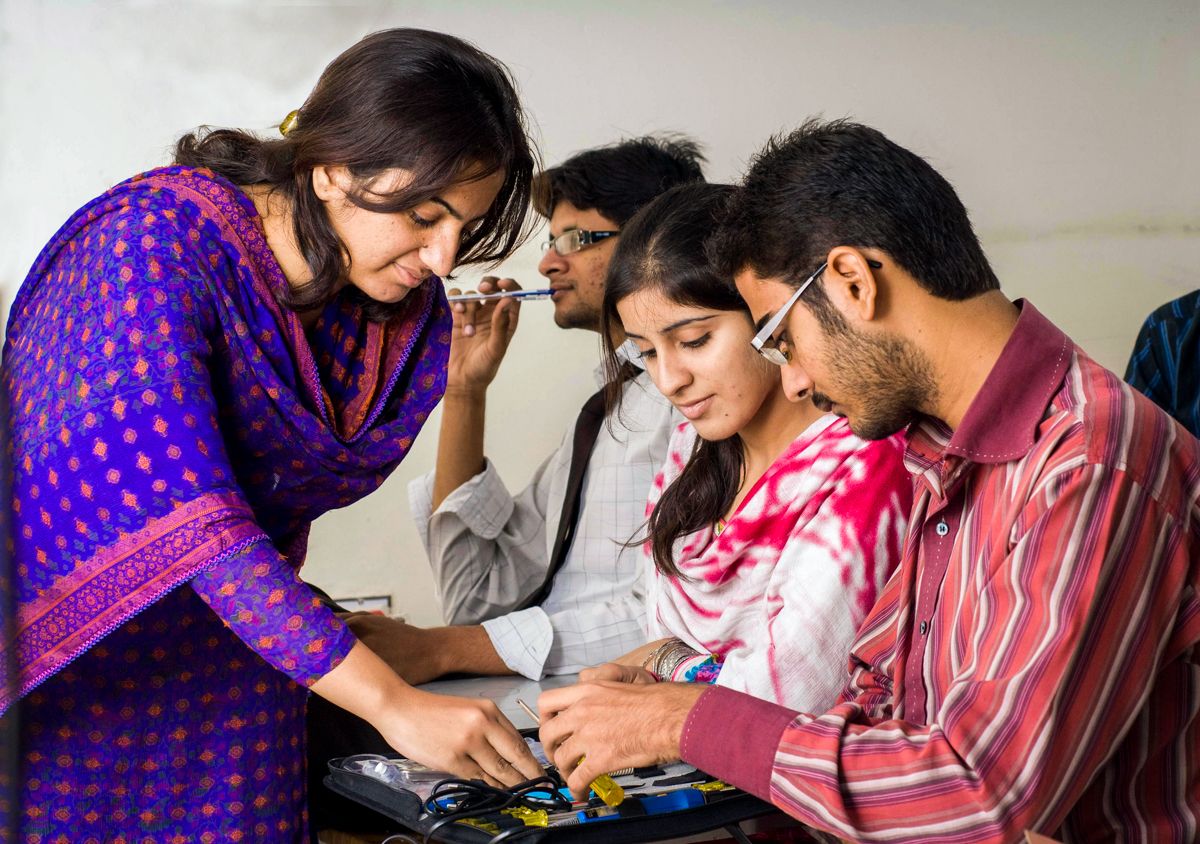 csedpk's tweet photo. Technical skills can open doors for young people who cannot pursue long academic programs. Short, credible, competency-based courses can provide practical routes into employment and entrepreneurship across Pakistan. #Pakistan https://t.co/5twWI9Bqk2
