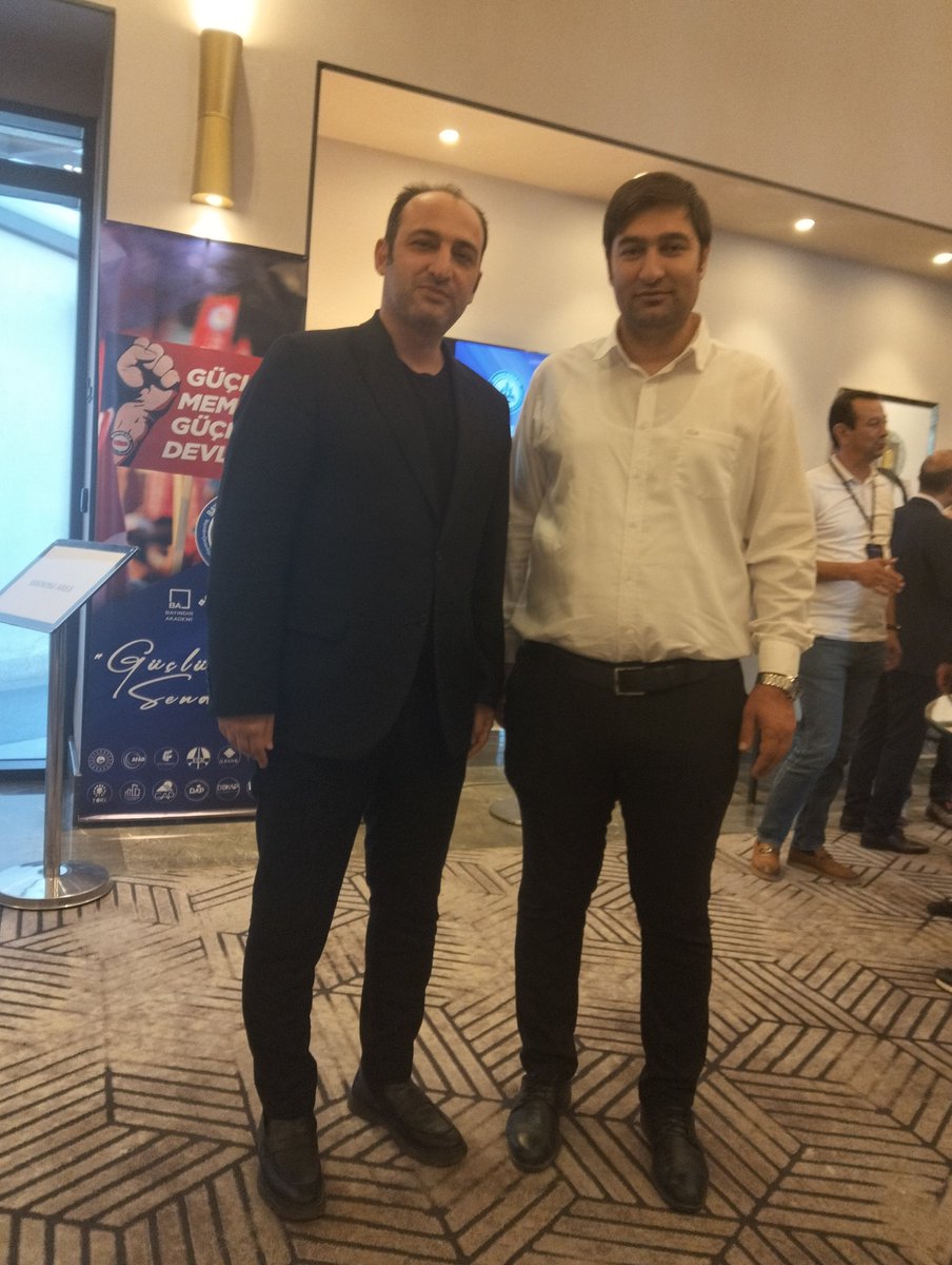 fatihacunbey's tweet photo. Memurlar Net Genel Yayın Yönetmeni Sayın Edip Üzen Kamu alımları ve mağduriyetleri noktasında önemli bir gazeteci, kendisine teşekkür ediyorum
@edipuzen https://t.co/n0diBCdsJe