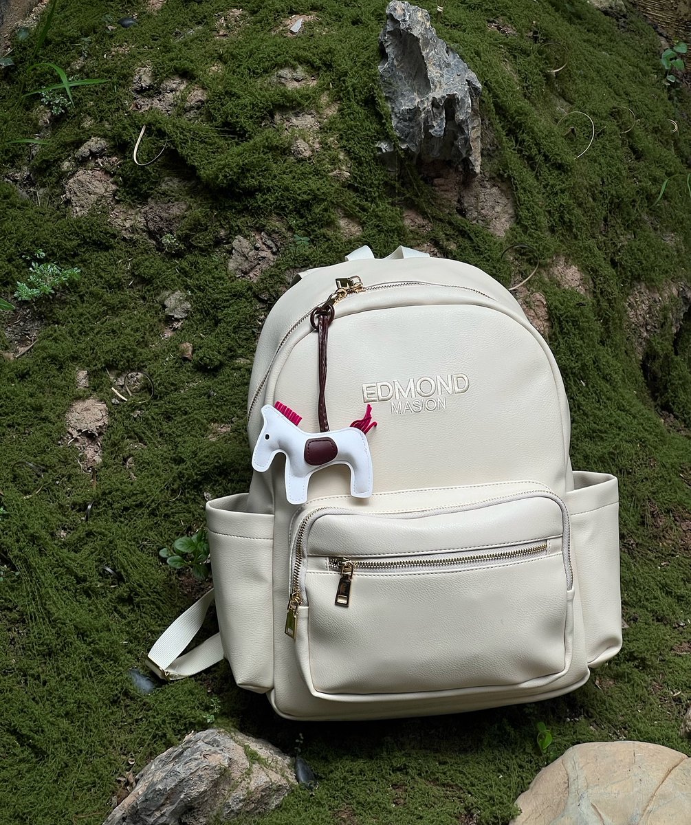 d20102114's tweet photo. Yo! 😎 Quick reminder: your journey matters—keep walking, keep growing. 🔥
TyWlPb https://t.co/y9deEusP9q