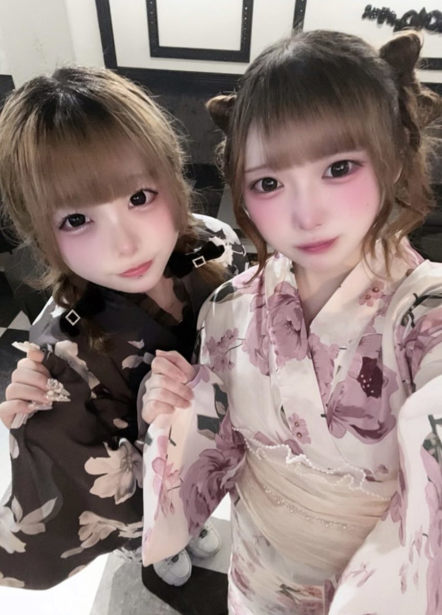 343_monokuru's tweet photo. おきゅいん！
18-Lでいます❤︎
夏祭りイベまだまだやります🙂‍↕️💖💖
髪型は昨日と変わってます！！見に来て欲しい( ; _ ; ) https://t.co/Gfu5FcRXaF