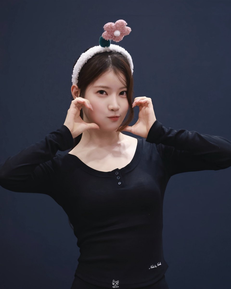 sunwoo071126's tweet photo. 26.08.14 유스피어 팬사인회

#유스피어 #USPEER #서유 #SEOYU
@USPEER_official https://t.co/6WOW3dHpQ5