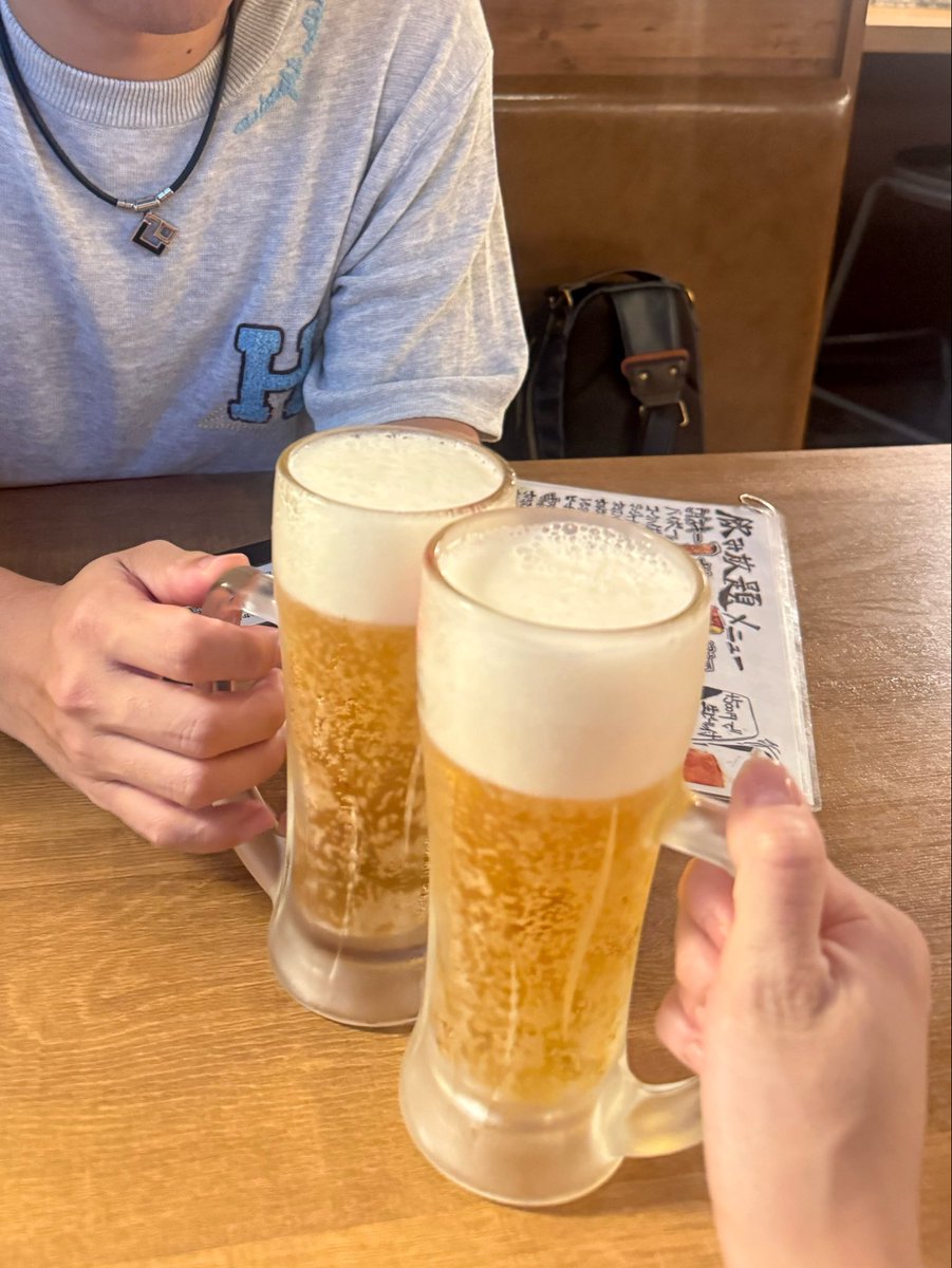 a_chan_second's tweet photo. ◌𓈒𓐍  𝙷𝚊𝚙𝚙𝚢  𝙱𝚒𝚛𝚝𝚑𝚍𝚊𝚢 🥂𓈒𓏸◌

記念日＆誕生日デート👩‍❤️‍👨

初めて会った居酒屋で昼飲みして
ケーキ食べてボーリングして
夜は美味しいお肉とワイン🍷

いつもありがとう🥰
これからもよろしくね〜🫶 https://t.co/bYXGBev6DB