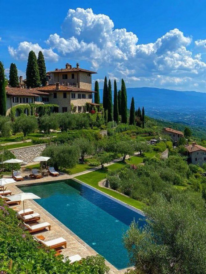 _Naturaee's tweet photo. Italy https://t.co/sZ4TjHNDZJ