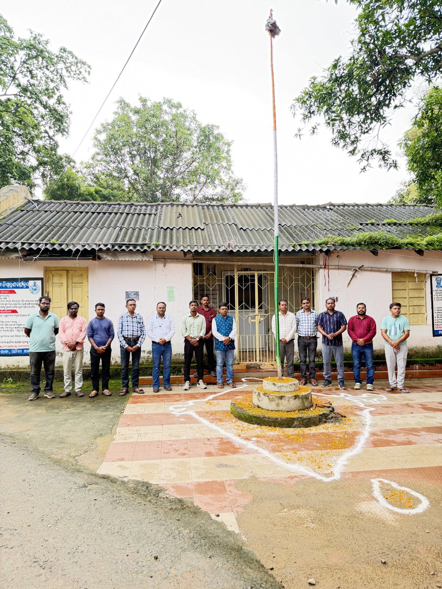 SDVORairangpur's tweet photo. ୮୦ତମ ସ୍ୱାଧୀନତା ଦିବସ ପାଳନ
#80thindependenceday https://t.co/Gar1uAm6mw