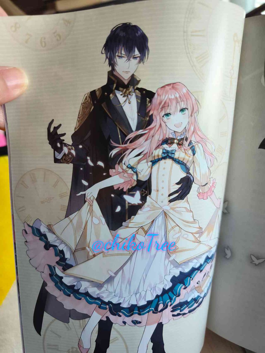chikoTree's tweet photo. It has arrived!!!
#ルプなな #7thTimeLoop !!!

You gotta take note that no matter what, Arnold keeps his arm around Rishe. As per light novel 3, when she gave him leave to touch her, he always took the opportunity to hold her hand, touch her hair, caress her. He sweety. ☺️ https://t.co/Jw6hGjcGPQ