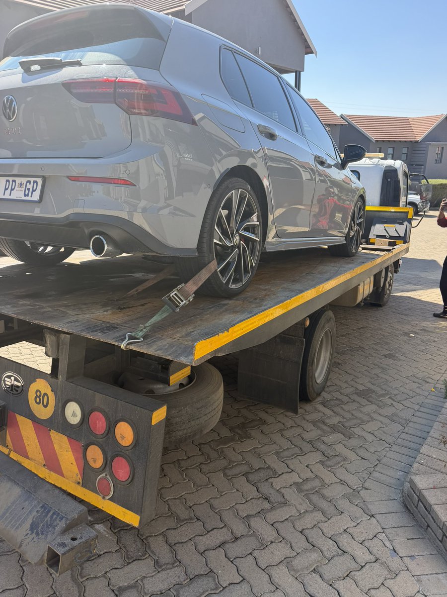 LesDramatic's tweet photo. @VolkswagenSA Le masepa and will forever be @VolkswagenSA ☺️ https://t.co/MVsbbyL04R