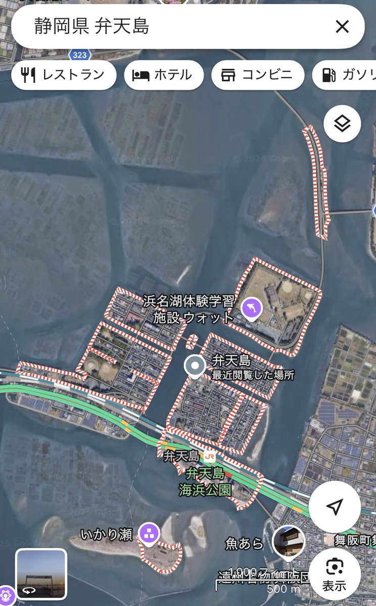 pigi_921's tweet photo. 島々の日本の有人島一覧、静岡の弁天島とか言う3分に1回新幹線が走り抜けて行く場所を離島扱いしてておもろい
まぁ、確かに、島なんだけどさ……… https://t.co/sRl8OXGxIK