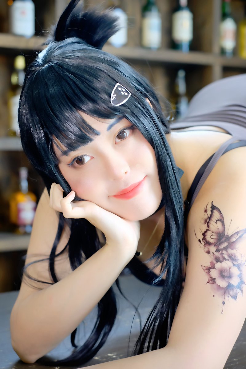 0803Dokuganryuu's tweet photo. 𝐜𝐨𝐬𝐩𝐥𝐚𝐲

NIKKE

D:キラーワイフ

「行ってらっしゃい。あなた………………遅れたら容赦しない。」

📸るきのんさん(@lucinon )
 #NIKKE 
 #NIKKEcosplay https://t.co/sH7tTxeq5c