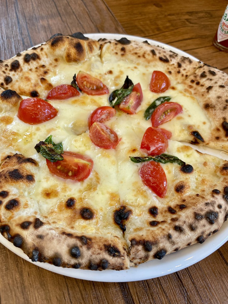 MegBride's tweet photo. 大きな休みに必ず家に来てくれる友だちふたり♡家の近くの気になってたイタリアン🇮🇹行ったり、たーくさん喋って楽しかった🥰娘も一緒に塗り絵してもらったり遊んでもらって嬉しそうだった💗 https://t.co/njrtuaZzQV
