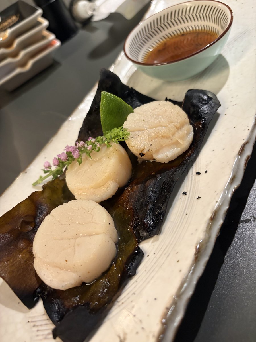 umameshi__'s tweet photo. 立飲み屋さんて出てくるレベル超えてる
#立ち呑み処魚しょう #天満 https://t.co/sUUMElFiVj