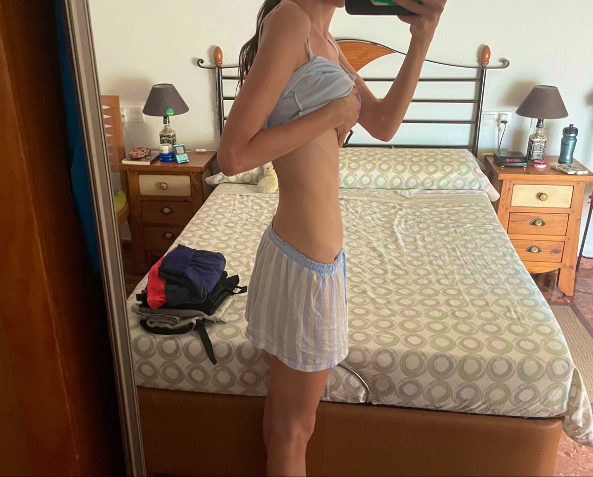 legallybrnttx's tweet photo. bc from this mornings skinny 🥹
i wish my tummy stayed always like that https://t.co/uwuSpvQdLB