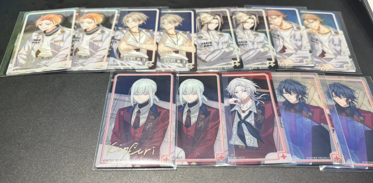 ako__167's tweet photo. 18TRIP エイトリ ハマメグリ 展示会　有楽町マルイ  クリアシート クリアカード

【譲】あく太2、琉衣2、礼光2、七基2、幾成2(N1箔1)、潜1、夜鷹2

【求】練牙

箔押しは比率違いにて対応も可
本日中有楽町にて手渡し https://t.co/RKgs08kQt5