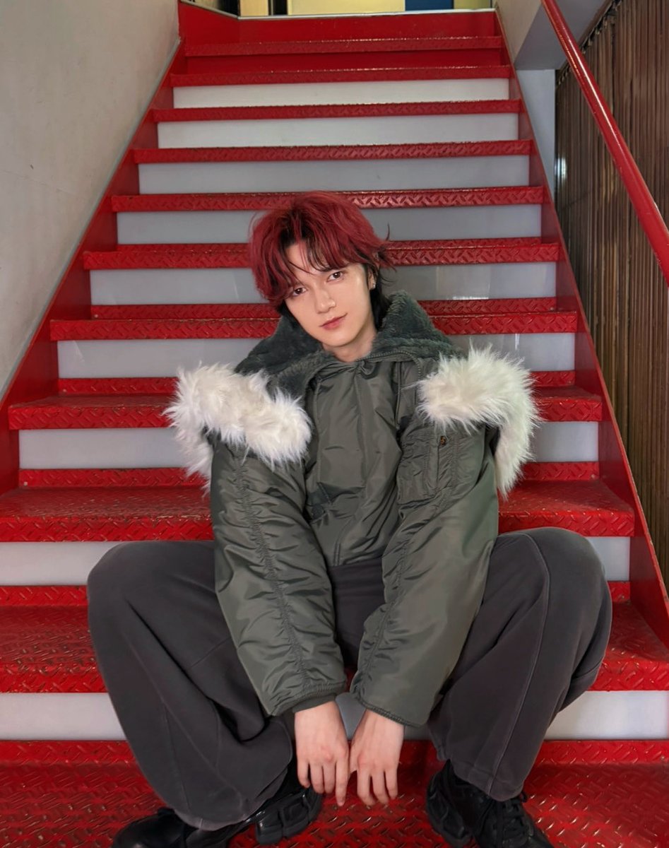 oneoreight__'s tweet photo. ヤッホー1DERZ!
TSUBASAだよ!🕊️
おすすめアイテムはこのスウェットパンツ!遠征行く時にもゆったりシルエットで楽に動けるからめっちゃ好き!
結構どんな服装にも合うシルエットだし色も合わせやすいと思うからぜひチェックしてみてね!
それでは以上!ONE OR EIGHTのTSUBASAでした!🕊️by TSUBASA
アイテムはこちら
🔗 https://t.co/A6KGT2qTeH
@umbrojp
@fullress
#ONEOREIGHT #1OR8 #TSUBASA
#UMBRO #FREAKSSTORE #FREAKMAG