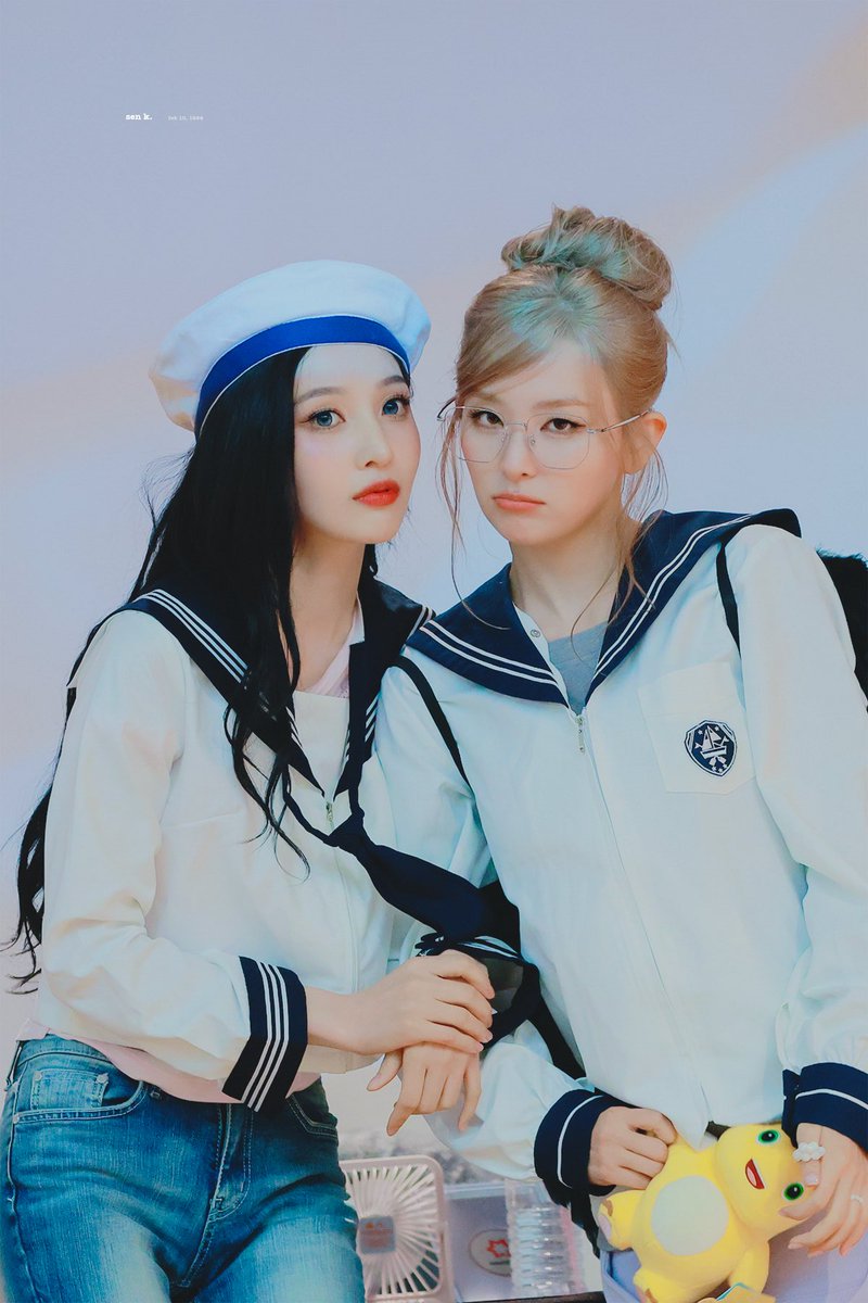 sensible_k's tweet photo. 260806 #슬기 #seulgi #레드벨벳 #redvelvet 💚💛 https://t.co/vFi9B3vw6w