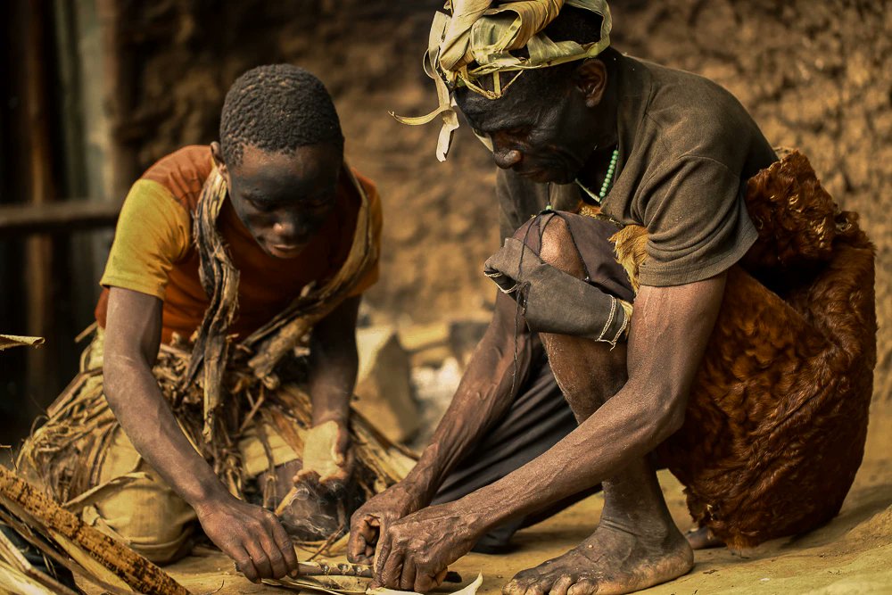 Greenway256's tweet photo. BEYOND THE GORILLAS: MEET THE BATWA PEOPLE OF UGANDA
The Batwa people have a long history connected to the rainforests of southwestern Uganda
A meaningful Batwa Cultural Experience is an opportunity to listen, learn, and understand their history and culture
#Batwa #UgandaSafari https://t.co/CYS7DrCAcb