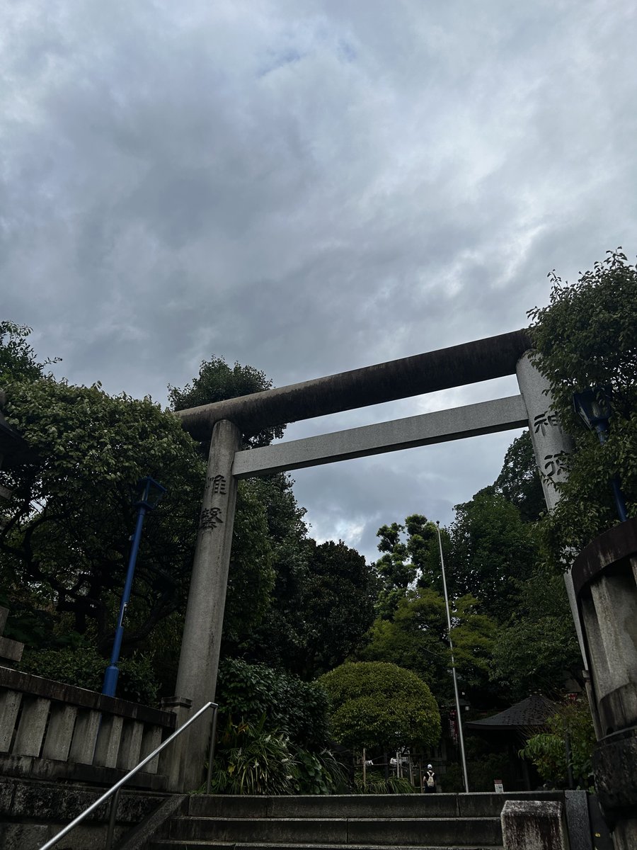 MiniJi0710's tweet photo. 在上野 
前不久剛發了往年在上野的照片 現補上今年的
天氣很怪 來來回回的下雨 但不熱不曬已經是勝利 
在東齋宮還了願 並重新許了願望 明年還會再來
明天準備去船橋市看看 
其他一些內容晚些發 https://t.co/KrJui4bK6J