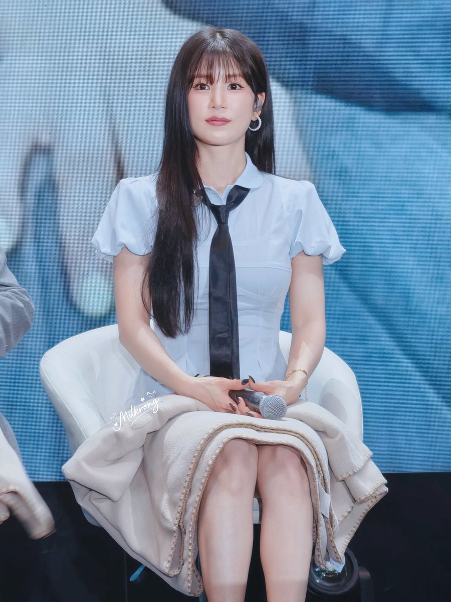 milkrong0303's tweet photo. 260815  ＜LOVE FOR APINK ＞Apink：2026 APINK FANMEETING IN GUANGZHOU

오늘 당신을 실망시키지 않고 아름다운 광저우 여행을 무사히 마치셨기를 바라며, 다음에 뵙겠습니다. 💕

#Apink #에이핑크 
#박초롱 #초롱 #Chorong @Apinkpcr https://t.co/HwIDjzurxm
