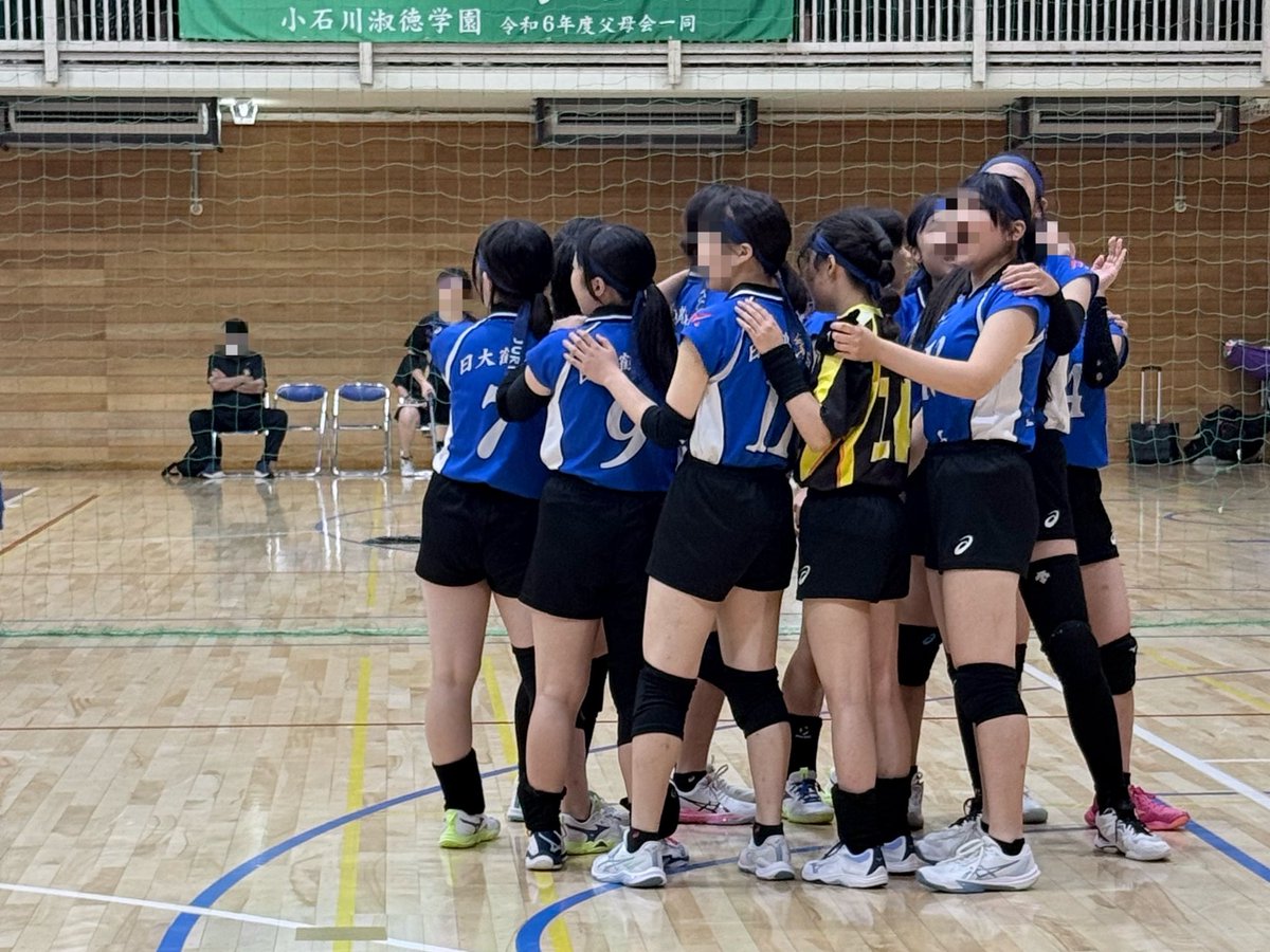 NT_VGC's tweet photo. 8/13 私学大会2日目報告

0-2 実践学園

格上のチームを相手に1セット目は善戦しましたが，勝ち切れませんでした。2セット目は流れを作ることができませんでした。それでも私学大会の2日間は貴重な経験になりました。
次は全日本選手権の予選会です。残りの1週間しっかり準備します。 https://t.co/rnlxWrO75p