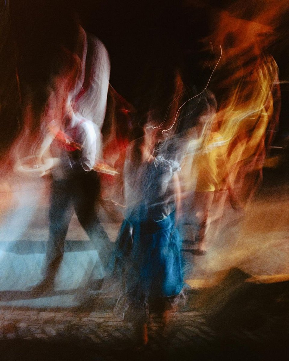 eyeonaxis's tweet photo. Long exposure photographs that look like paintings, by Kyohyun Nam https://t.co/A3G8kpQ1Dh