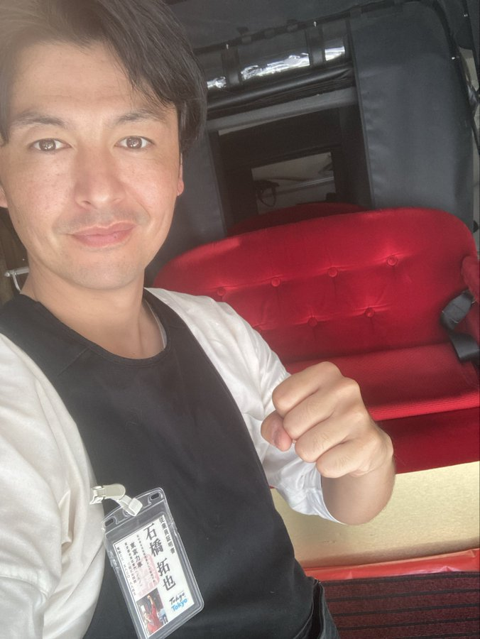 fraisst's tweet photo. 浅草の現役俥夫歌手 東京力車
石橋 拓也さん（34）

2021年10月7日
2回目のワクチン接種

2026年8月14日
体調不良で活動を休止する https://t.co/Cp0JOt3aqM
