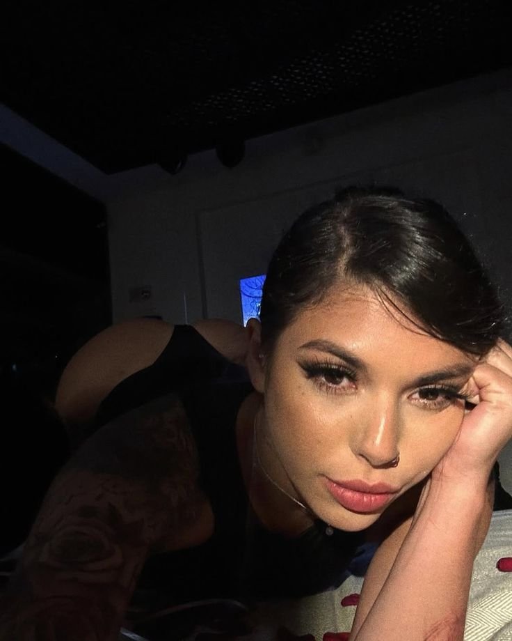 Desiredd_fun's tweet photo. Who's up for FaceTime call ??? 
Dm me to purchase Anal Solo squirting Dropbox custom sex videos or menu 😍 https://t.co/a5nIacQyR6 https://t.co/LlDuwfcdZA