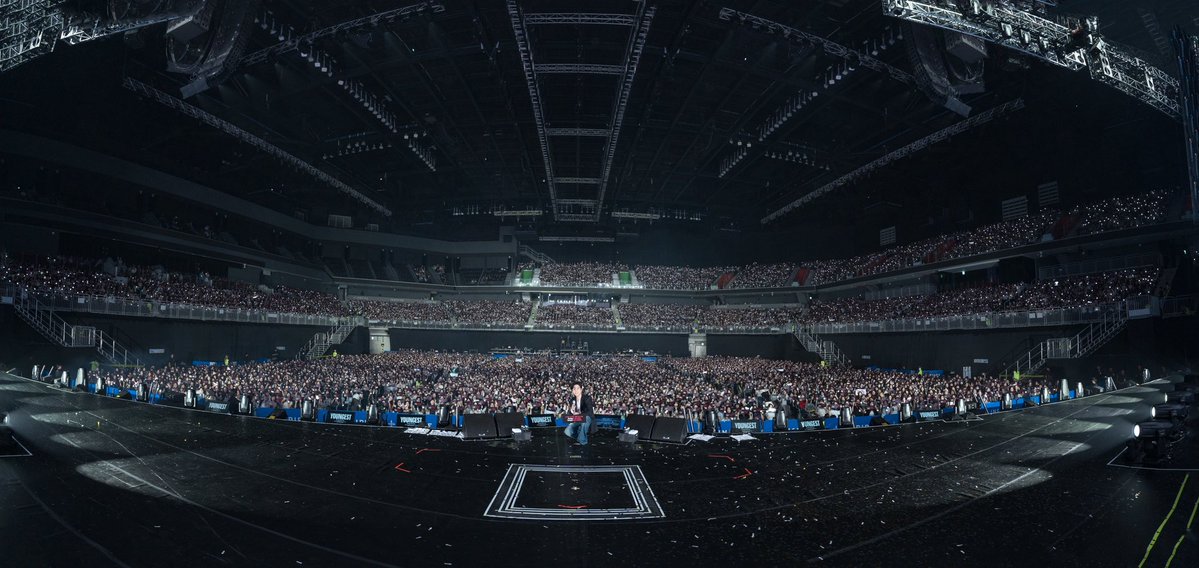 day6official's tweet photo. [ #DAY6_BEHIND ]

Young K Solo Tour <YOUNGEST> in INCHEON - DAY2

내 세상, 내 전부, 꿈을 꾸는 이유
My Day의 모든 감정은
Young K로부터 비롯됐어

#DAY6 #데이식스
#YoungK #영케이
#YOUNGEST
#YoungK_Solo_Tour_YOUNGEST https://t.co/1uHPNmwIjE