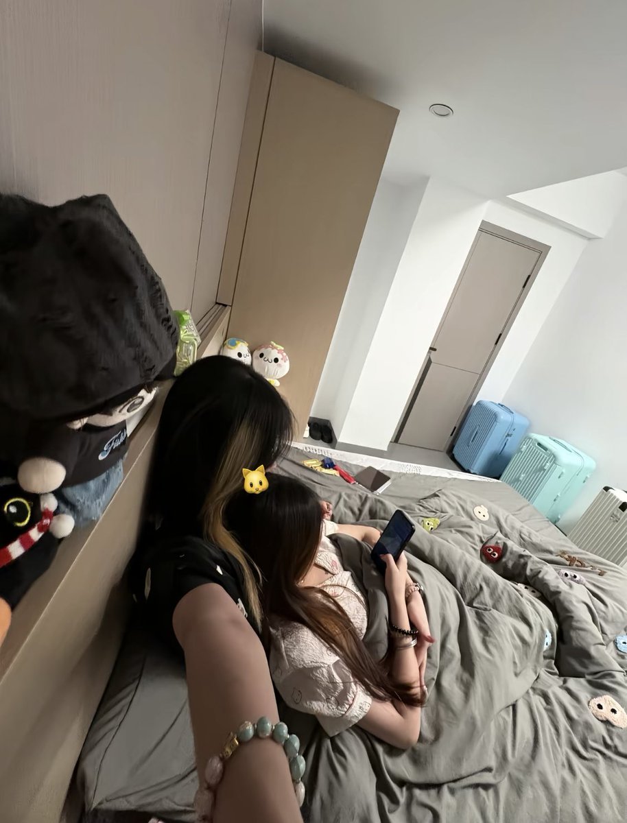 Jiejie5kepd's tweet photo. Live together. https://t.co/a4Dzer4qP6