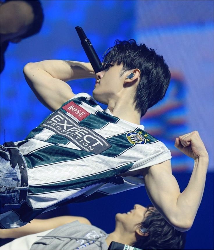 mqoonsun's tweet photo. Hoonbicepsholic 💪🏻 https://t.co/QXdMbXDXJM