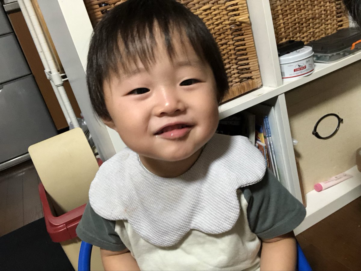 ryo_thevacks's tweet photo. ふむ。

シンさんにもらった赤ウィンナーからスタート😆

モモ+ツクネ

ホタテ+サバ

１時間で終了！！

モモがプロの味😆

#焼き鳥 https://t.co/eCM4v8nwKB