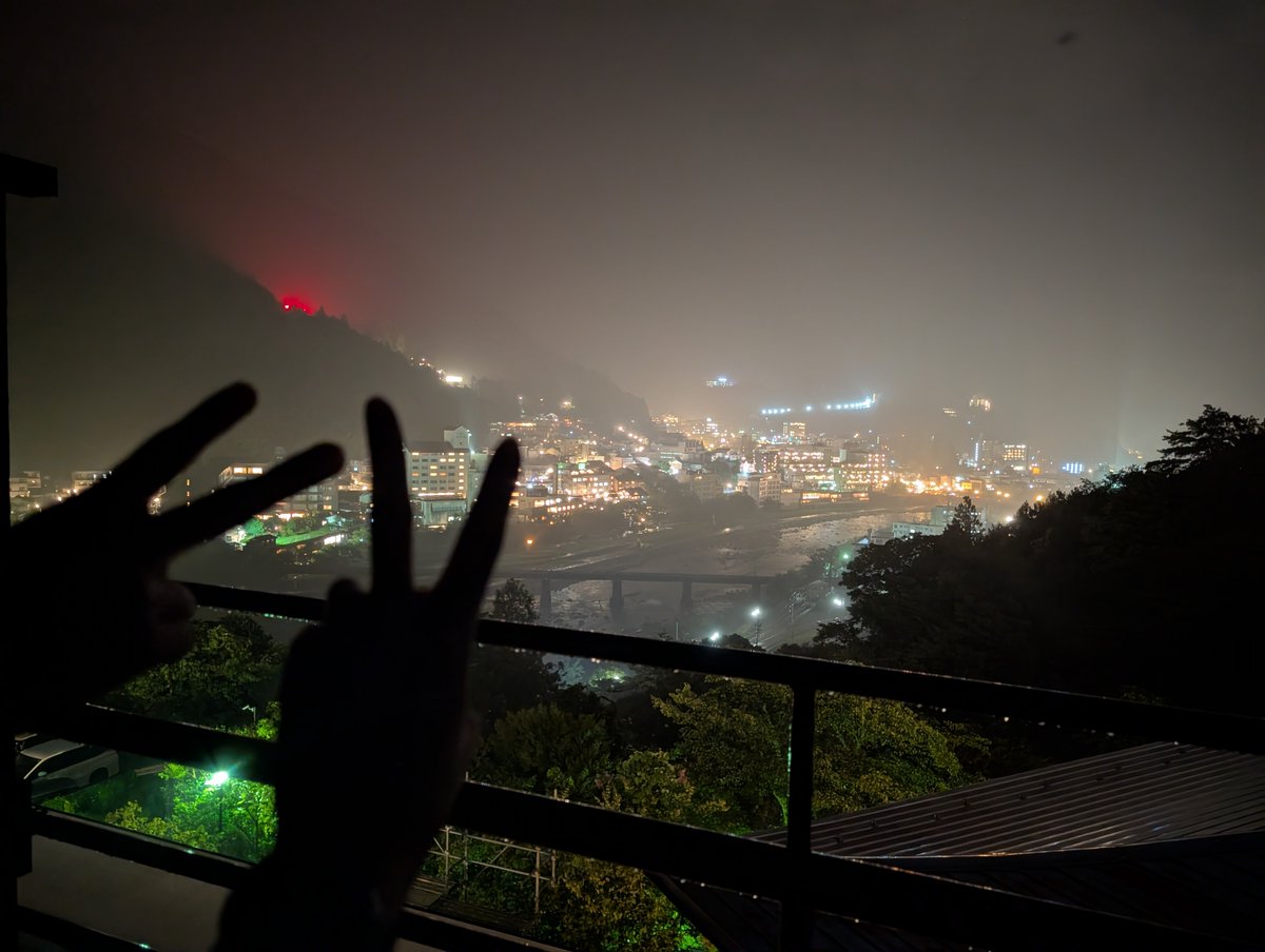 MOYA4_8936's tweet photo. 岐阜の下呂温泉街でお泊まり！
貸切の露天風呂と夜景がすんごーい！✨ https://t.co/1gMaecyEoT