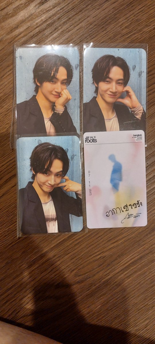 99Kikky's tweet photo. ปล่อยคะ บัตรแข็งคอนเจบีกับการ์ดของคอน  

4ใบ 400  
 
ถ้าแยกขายการ์ดใบละ100

บัตรแข็งใบละ200คะ

พร้อมส่งคะ
#ตลาดนัดอากาเซ่
#got7 #JAYB https://t.co/DC4x1SdByf