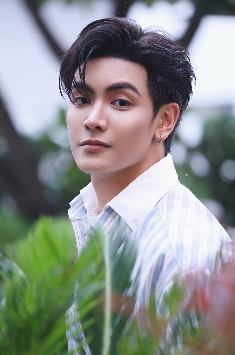 PikaJerN's tweet photo. 🍀🍃🌱🌷🌻

The ART 

#OneFineDaywithJoongArchen
#BeautyandkoxJoongArchen
#จุงอาเชน #JoongArchen @ChenRcj https://t.co/nhnd00Zkq1