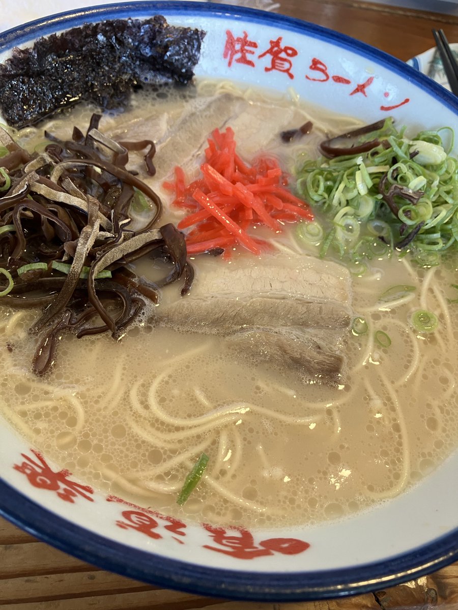 Coldollsandra05's tweet photo. 地元で食ったうめぇもん

細麺だけどコシあって(大盛り)替え玉2杯しちゃった🤤
うんめぇラーメン🤤
臭み全くないプリプリした鯉のあらい(大盛)と鯉こく(腹の中)🐟
カリカリであっさり塩の唐揚げ(大盛り)🍗 https://t.co/pESbqSw53K