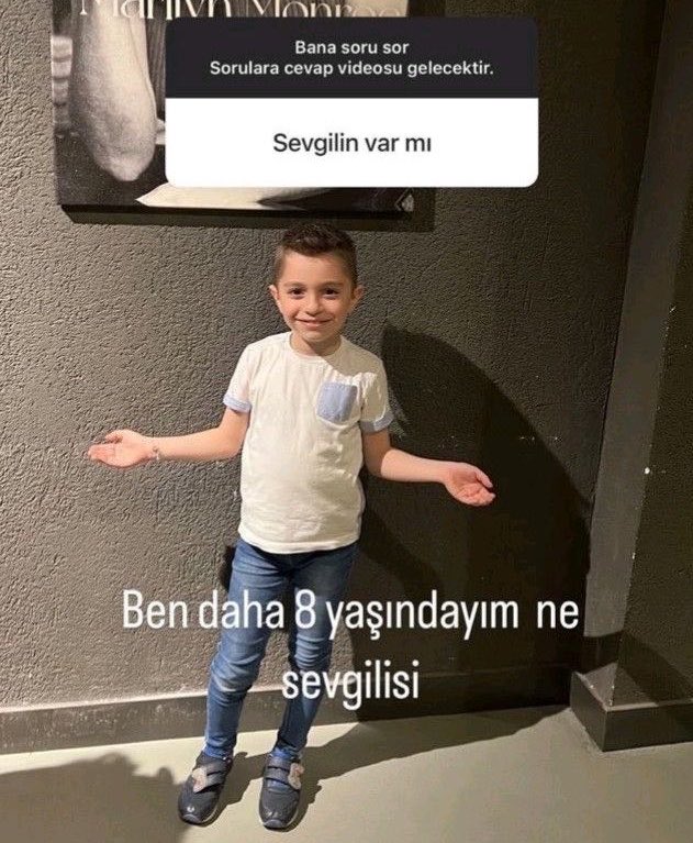 EpsBm's tweet photo. yaşıtlarımız evlenirken biz https://t.co/ckzHF7xIiF