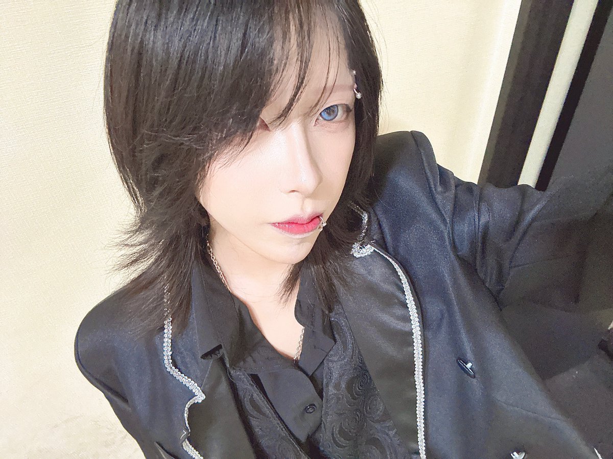 ___uru_X's tweet photo. ナチュラルイケメン目指し男、出勤する
 #メンコン  #自撮り界隈  #カフェプリンス福岡 https://t.co/rT4EBZM5Su