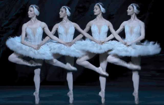 ballet8075's tweet photo. Four white Swans https://t.co/BFcnYWfrfj