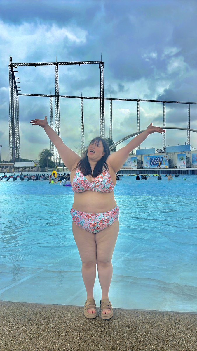 michi_bigangel's tweet photo. びくえんみんなで
よみうりランドWAIに行った時の写真📸💗

おやすみ〜🥺❣️

SNS苦手すぎて、
写真投稿するのめちゃくちゃ遅くなった😭笑

今さらだけど、夏の思��出をおすそわけ🌻✨ https://t.co/aIx6xtjjzF