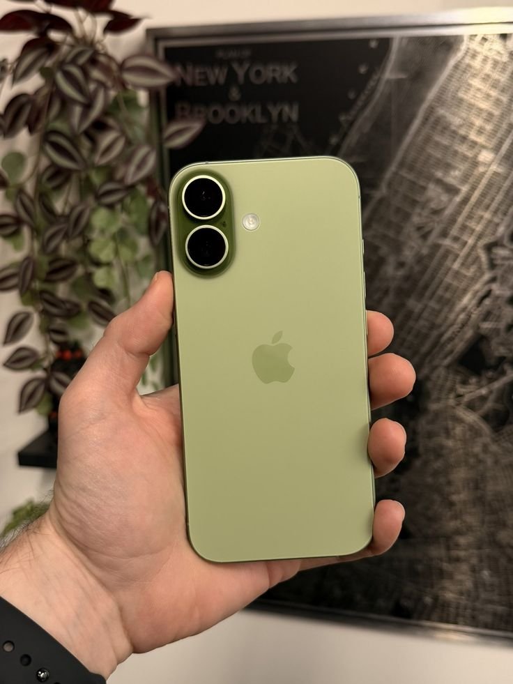 Umesh__digital's tweet photo. Why does a 6 GB iPhone often feel faster than a 16 GB Android phone? 🤔 https://t.co/aOQTIkkb1r