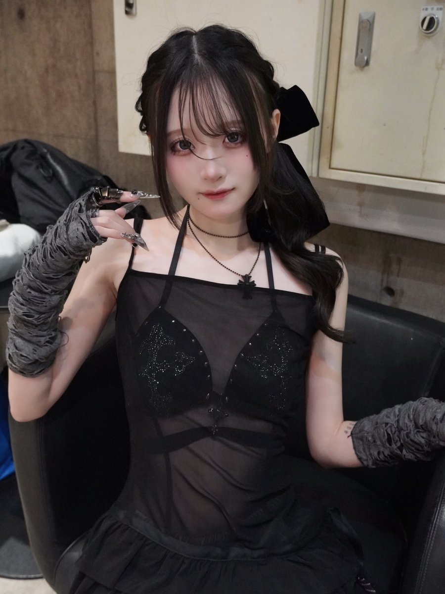 nyamura_'s tweet photo. .⋆♱🖤 https://t.co/ywV0UQ44t8
