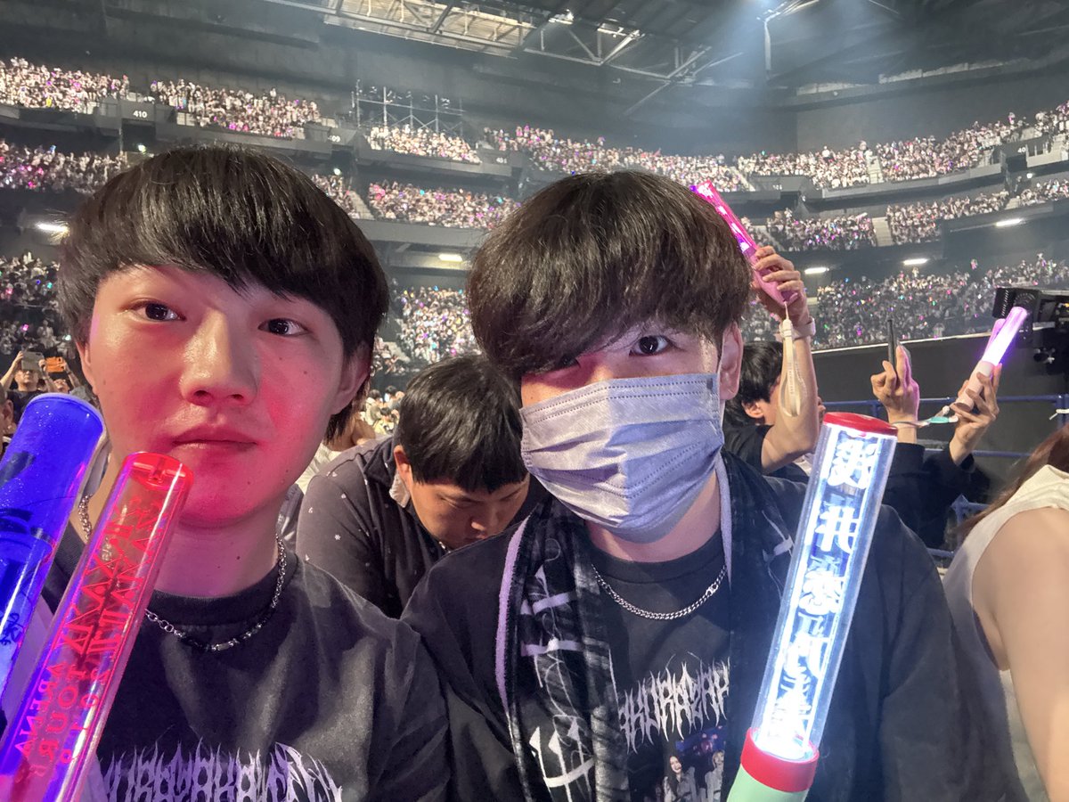 MATUN_ALGEN's tweet photo. いやー最高でした❕
芸術は爆音だ。

#櫻坂46 #Sakurazaka46
#櫻坂46_Whatslonesome https://t.co/vxQlNVBXjI