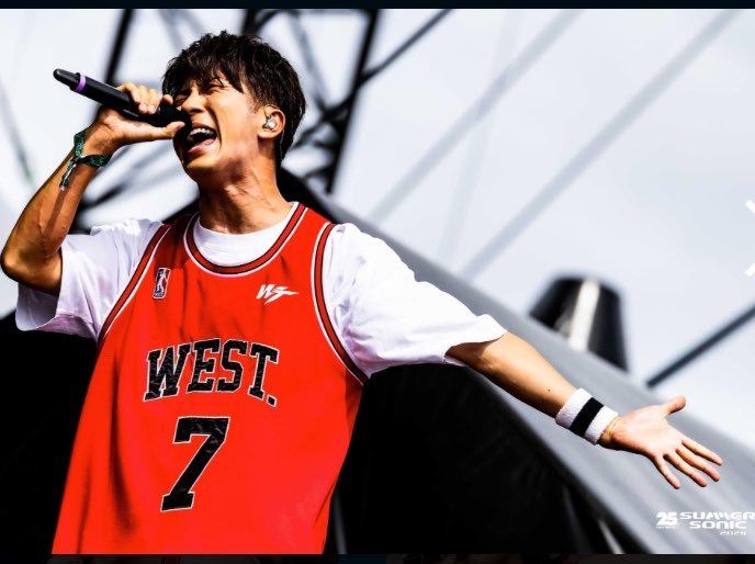 ri0728sa55's tweet photo. 濵田さんのロングトーンほんとすごかった。すごかった。感動した。 https://t.co/1umK2SeIHJ